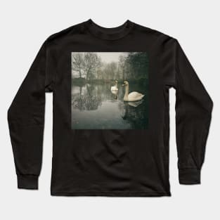 Swan Lake, Wandsworth Common Long Sleeve T-Shirt